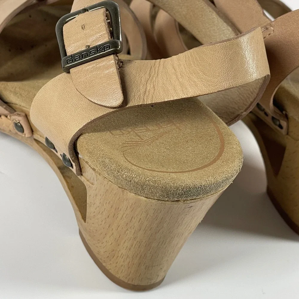 Dansko Sissy Tan Leather Strappy Clog Sandals Wood Heel Studded Women 36 5.5-6 - Picture 12 of 16